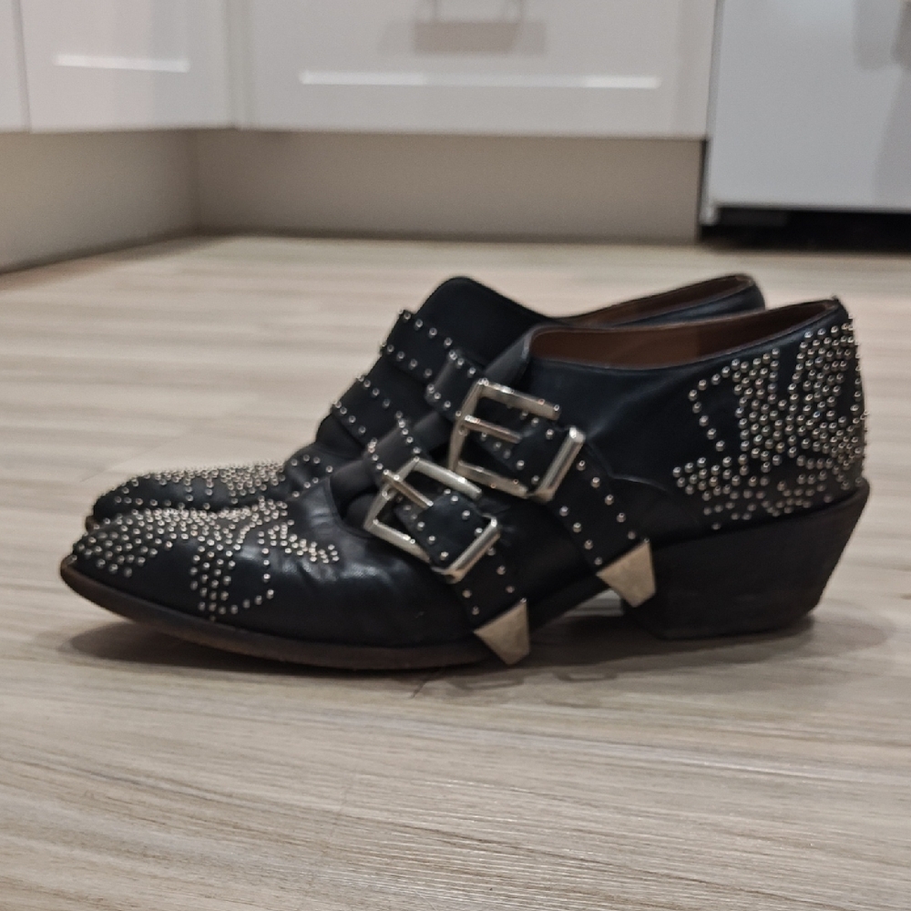 Chloe Studded Susanna Low-top Boot/Loafer